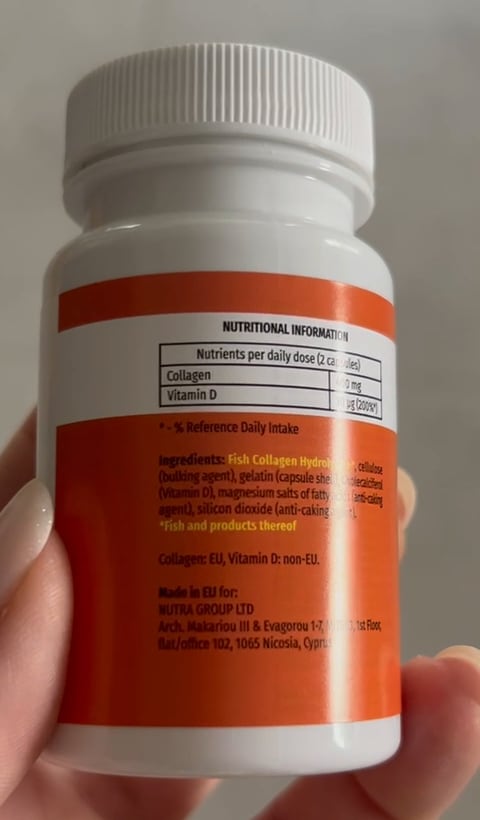 Tabela składu Colladiox Pro: 400 mg hydrolizatu kolagenu rybiego i 10 µg witaminy D3 w 2 kapsułkach