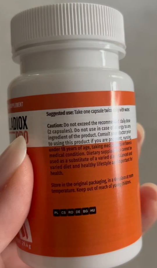 Sposób użycia Colladiox Pro: 1 kapsułka 2 razy dziennie, popijając wodą